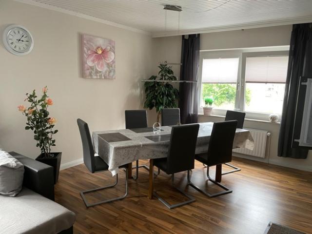 Ferienhaus Naehe Bad-Gandersheim Mit 5 Schlafzimmer Winzenburg Bagian luar foto